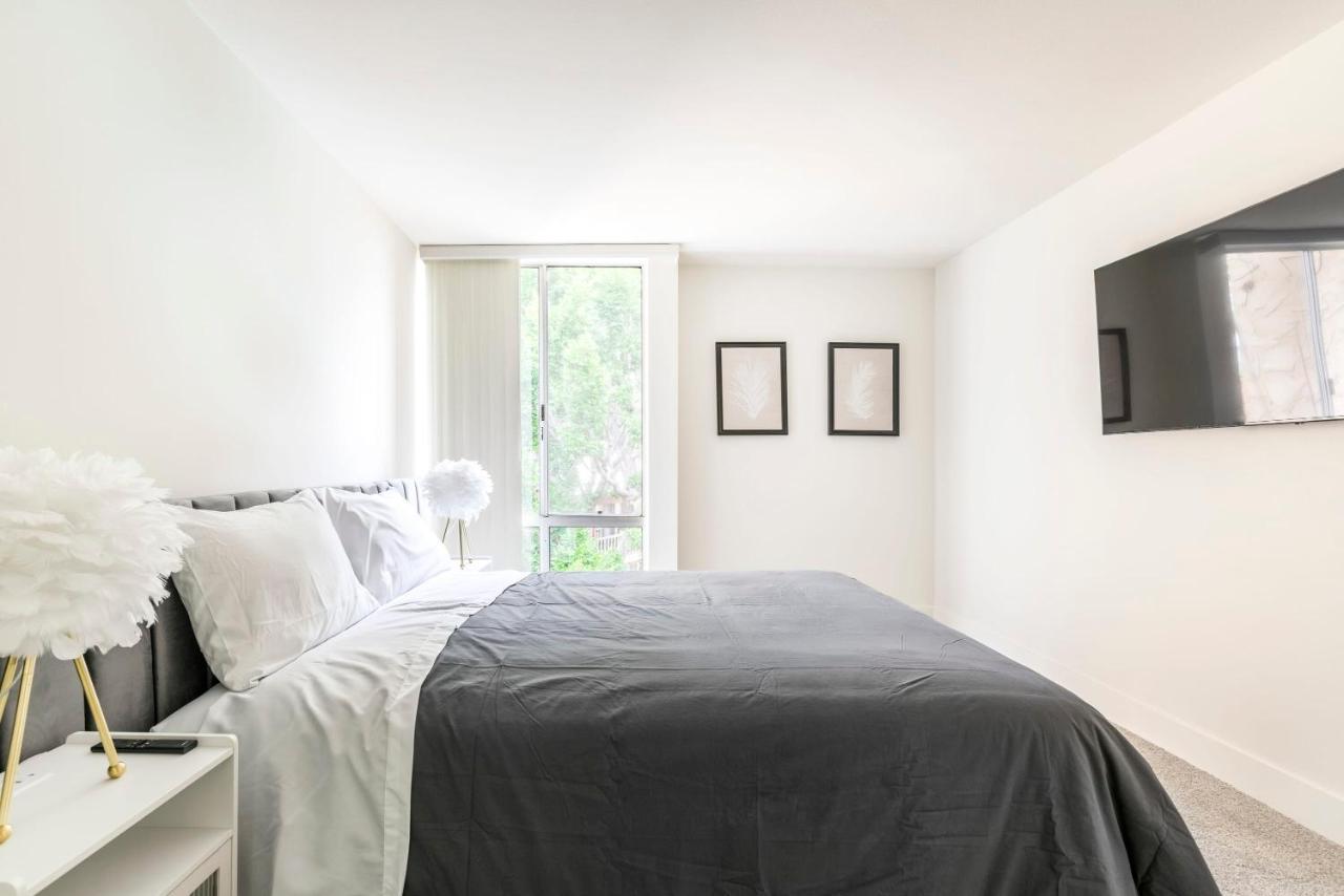 New Luxury Weho Boys Town Med Los Angeles