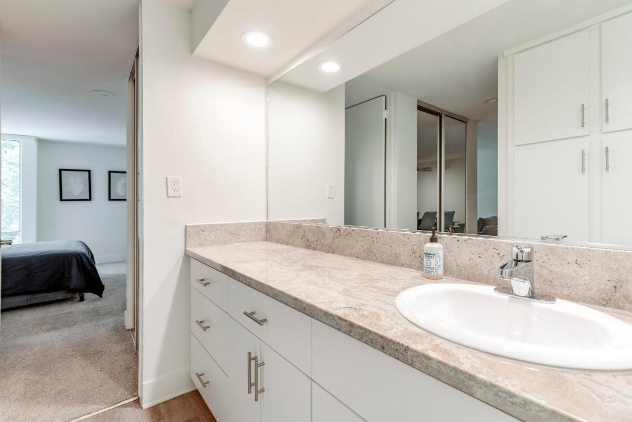 New Luxury Weho Boys Town Med Los Angeles