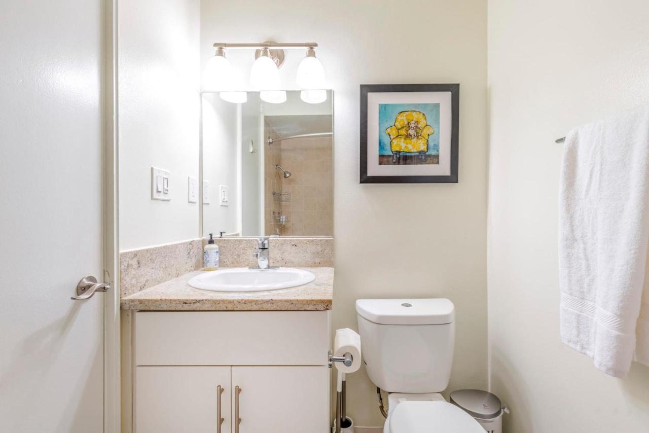 New Luxury Weho Boys Town Med Appartement